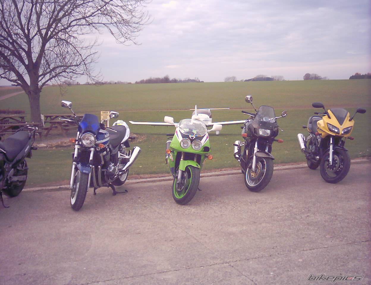 1995 KAWASAKI ZX 7 | Picture 86031 motorcycle photo