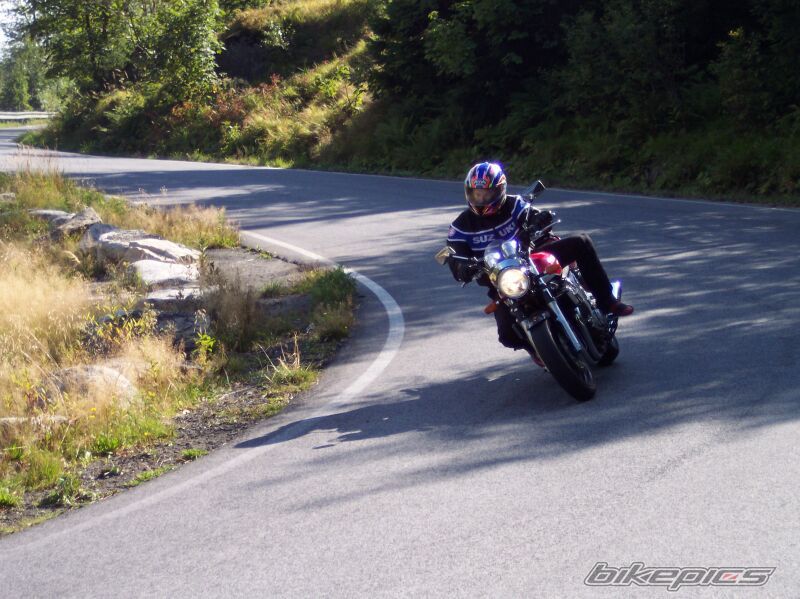 2002 YAMAHA XJR 1300 | Picture 860663 motorcycle photo