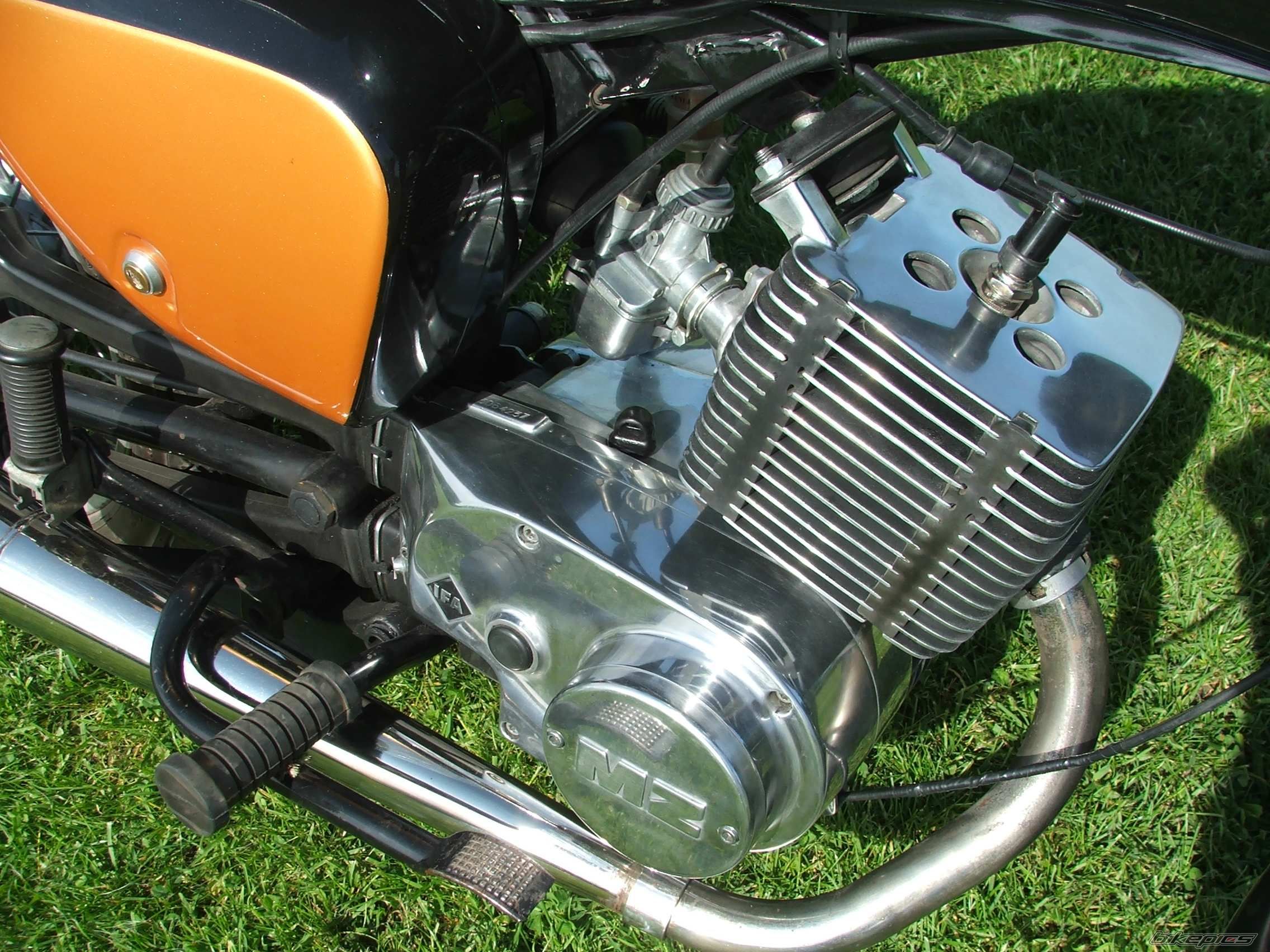 1987 MZ ETZ 150 | Picture 860991 motorcycle photo