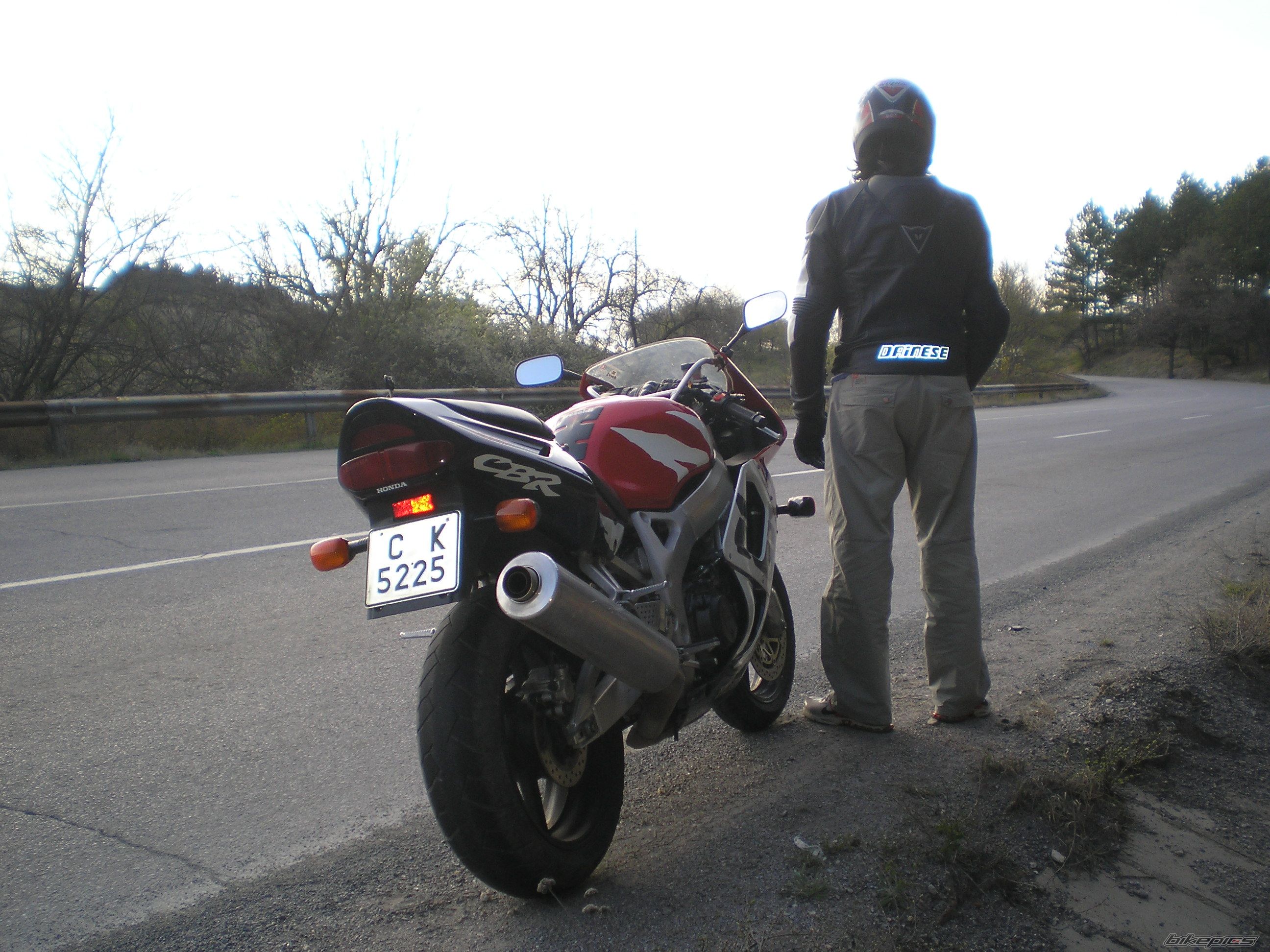 1999 HONDA CBR 900 | Picture 866174 motorcycle photo