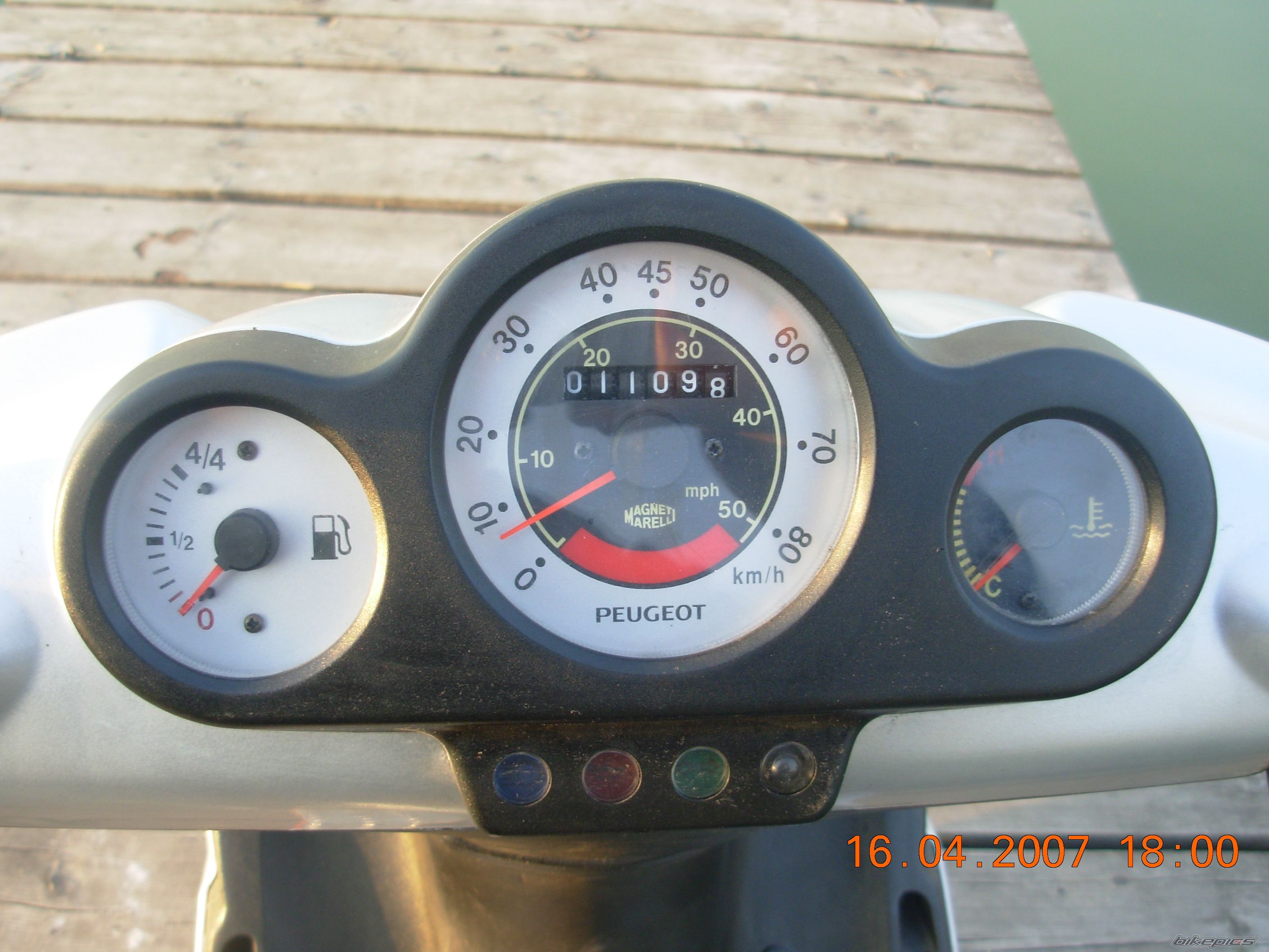 2002 PEUGEOT SPEEDFIGHT2 50 | Picture 866698 motorcycle photo