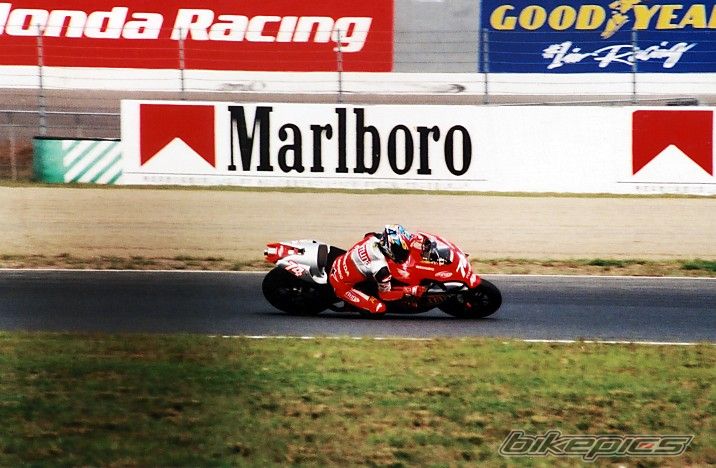 2002 HONDA RC 211V | Picture 867195 motorcycle photo