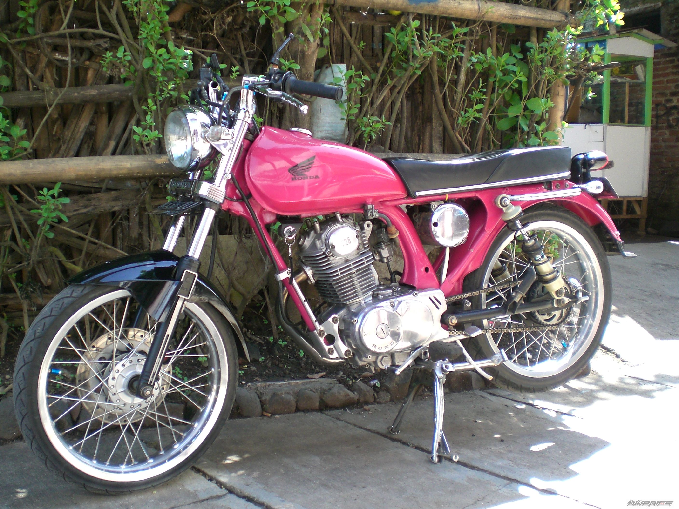1976 HONDA CB 100 | Picture 868085 motorcycle photo