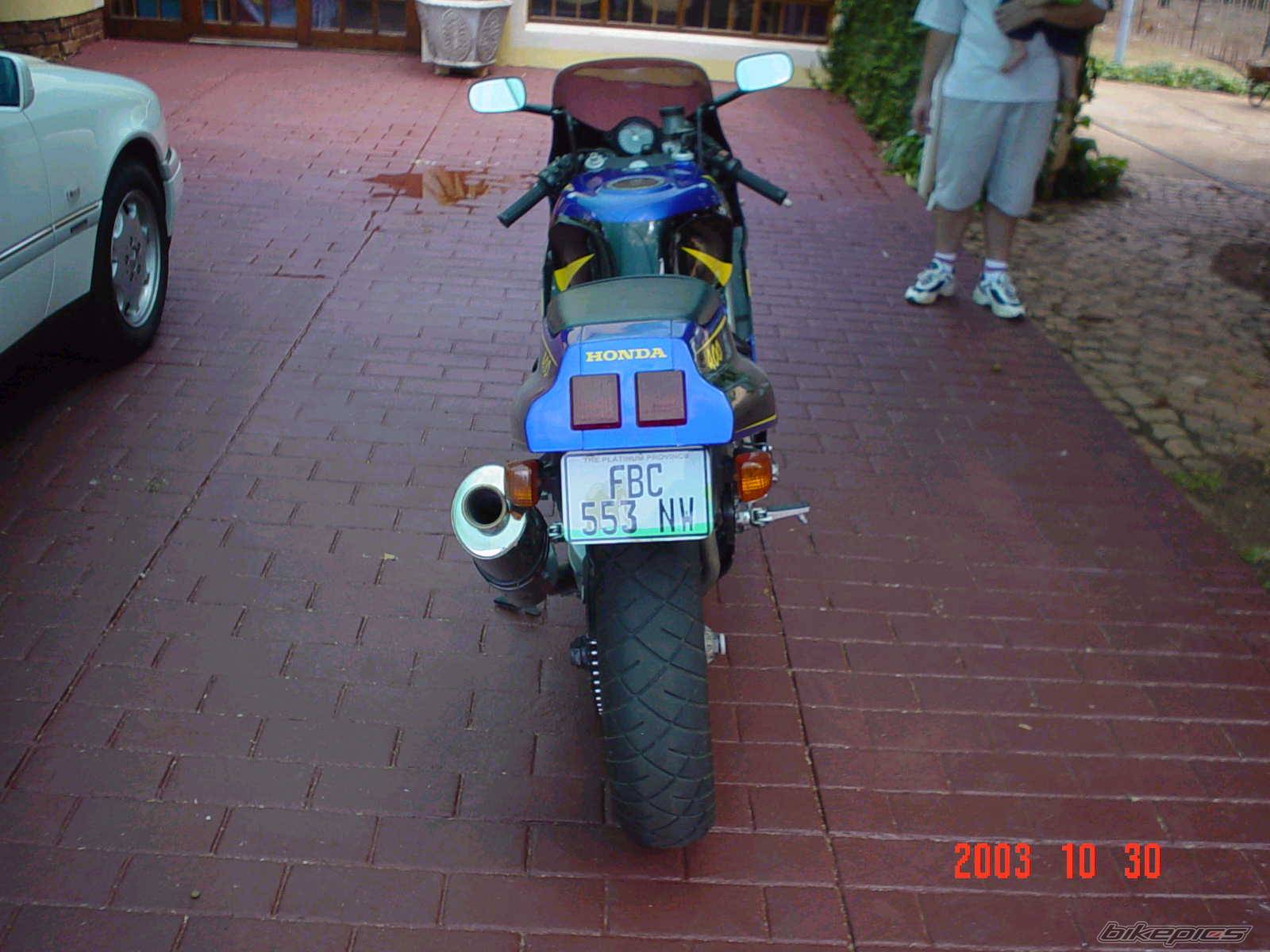 1998 HONDA VFR 400 | Picture 86871 motorcycle photo