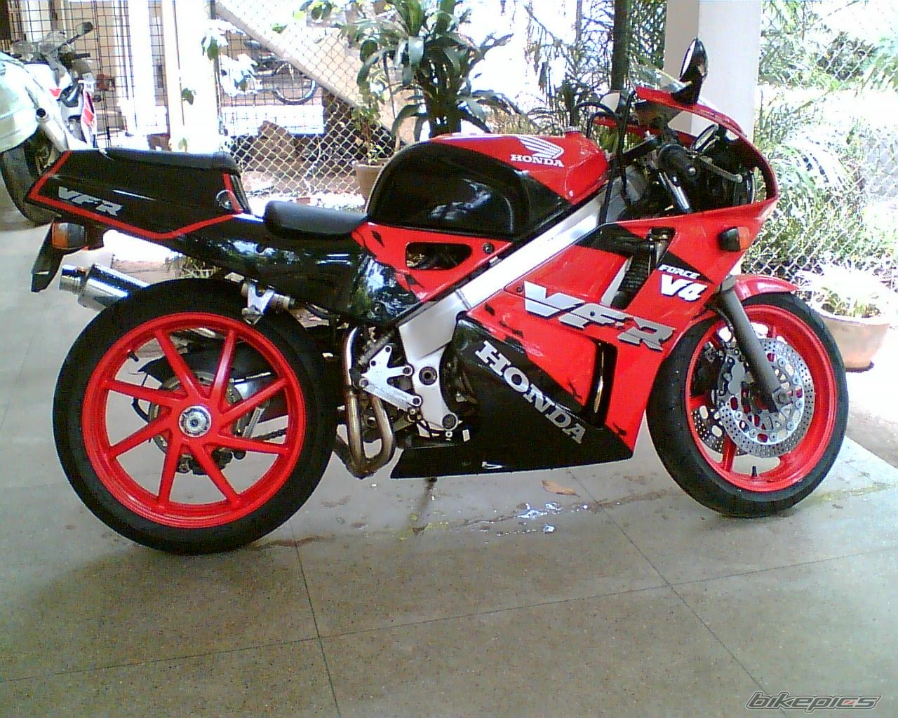 1994 HONDA VFR 400 | Picture 869248 motorcycle photo