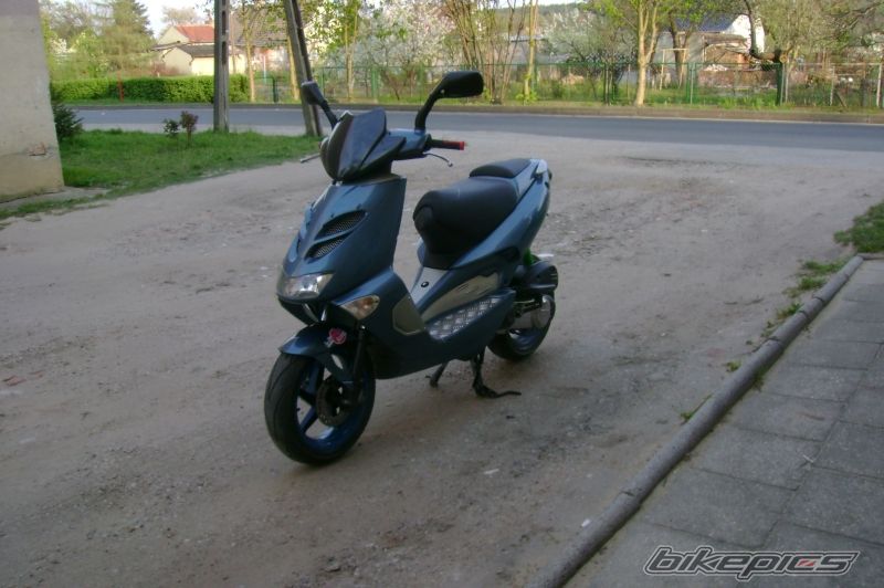 2000 APRILIA SR RACING 50 | Picture 869581 motorcycle photo