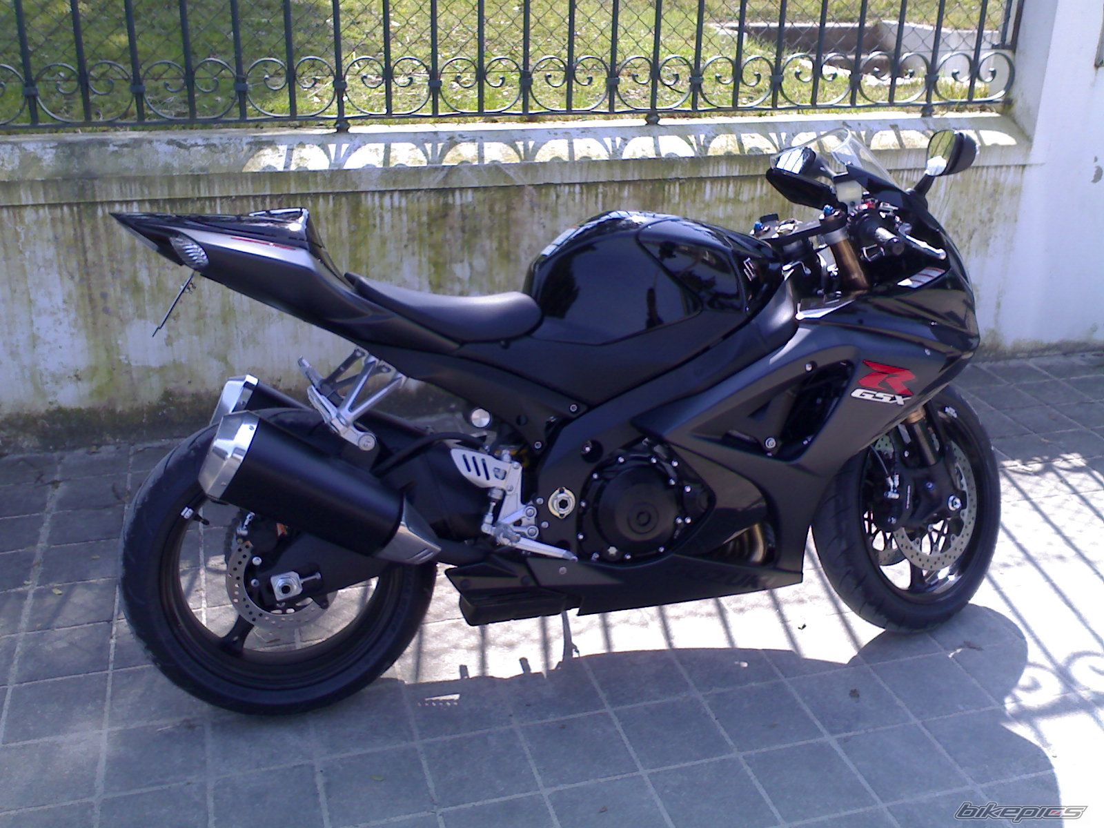 2007 SUZUKI GSX R 1000 | Picture 870007 motorcycle photo