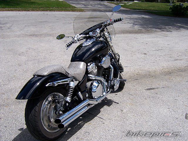 2002 HONDA VTX 1800 | Picture 876030 motorcycle photo