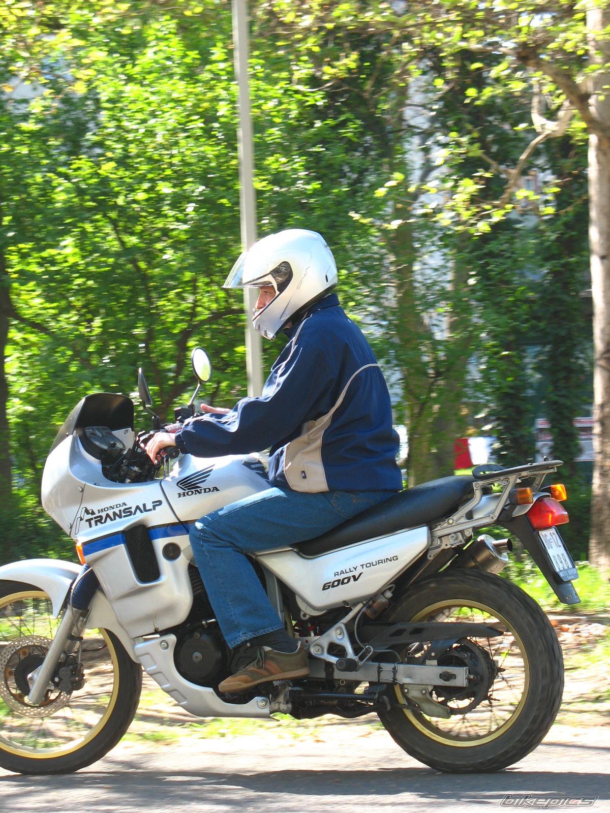 1987 HONDA XL 600V TRANSALP | Picture 877479 motorcycle photo