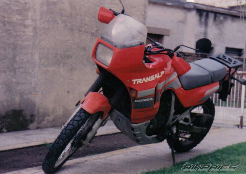 1990 HONDA XL 600V TRANSALP | Picture 880389 motorcycle photo
