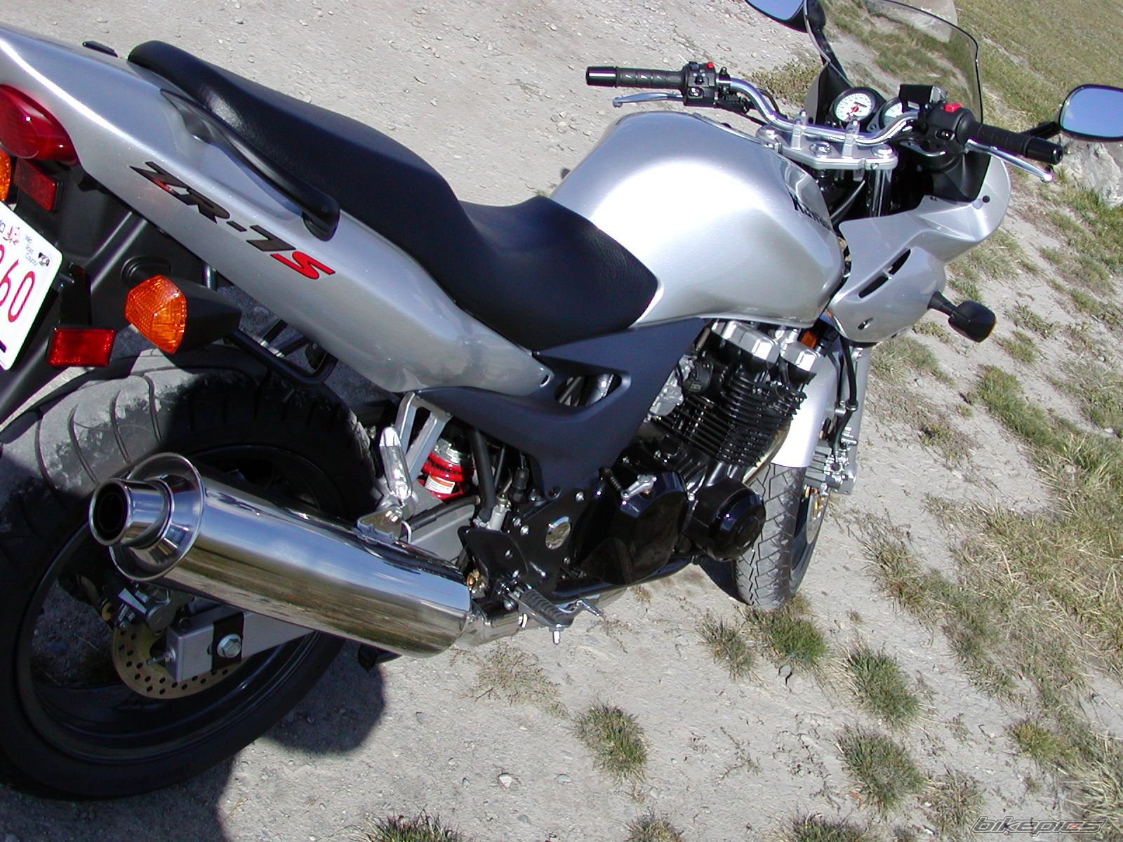 2002 KAWASAKI ZR 7 | Picture 880643 motorcycle photo