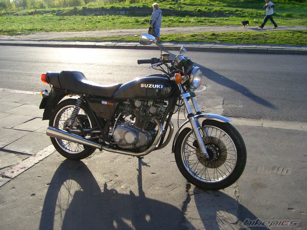 1977 SUZUKI GS 400 | Picture 881701 motorcycle photo