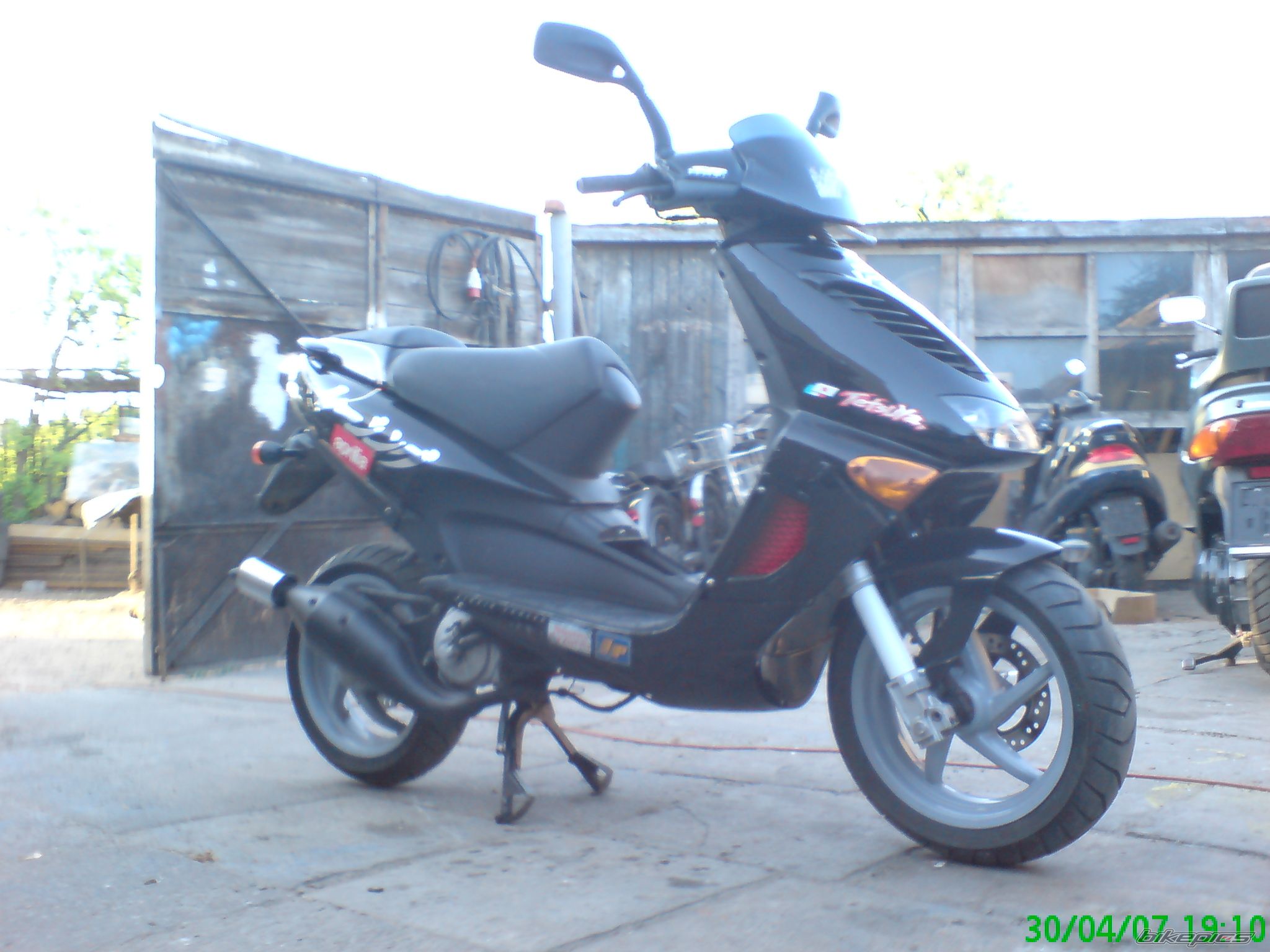 1998 APRILIA SR 50 | Picture 881862 motorcycle photo