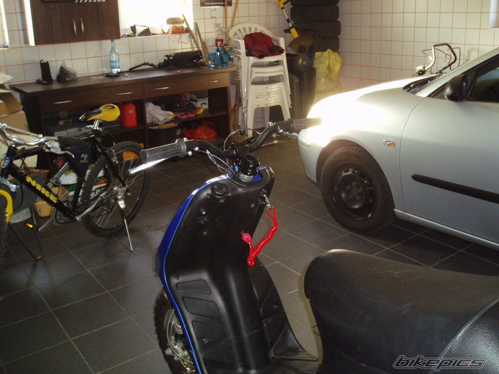 2003 PIAGGIO TPH 50 | Picture 883010 motorcycle photo