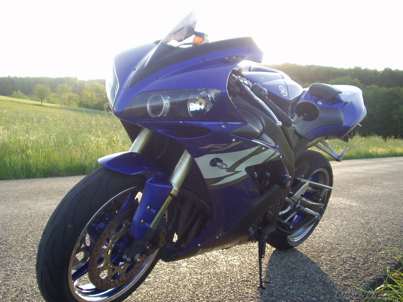 2004 YAMAHA YZF R1 | Picture 883538 motorcycle photo