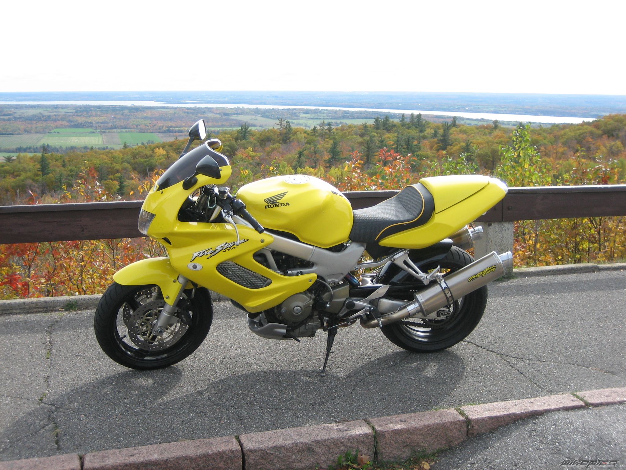 2001 HONDA VTR 1000 | Picture 883708 motorcycle photo