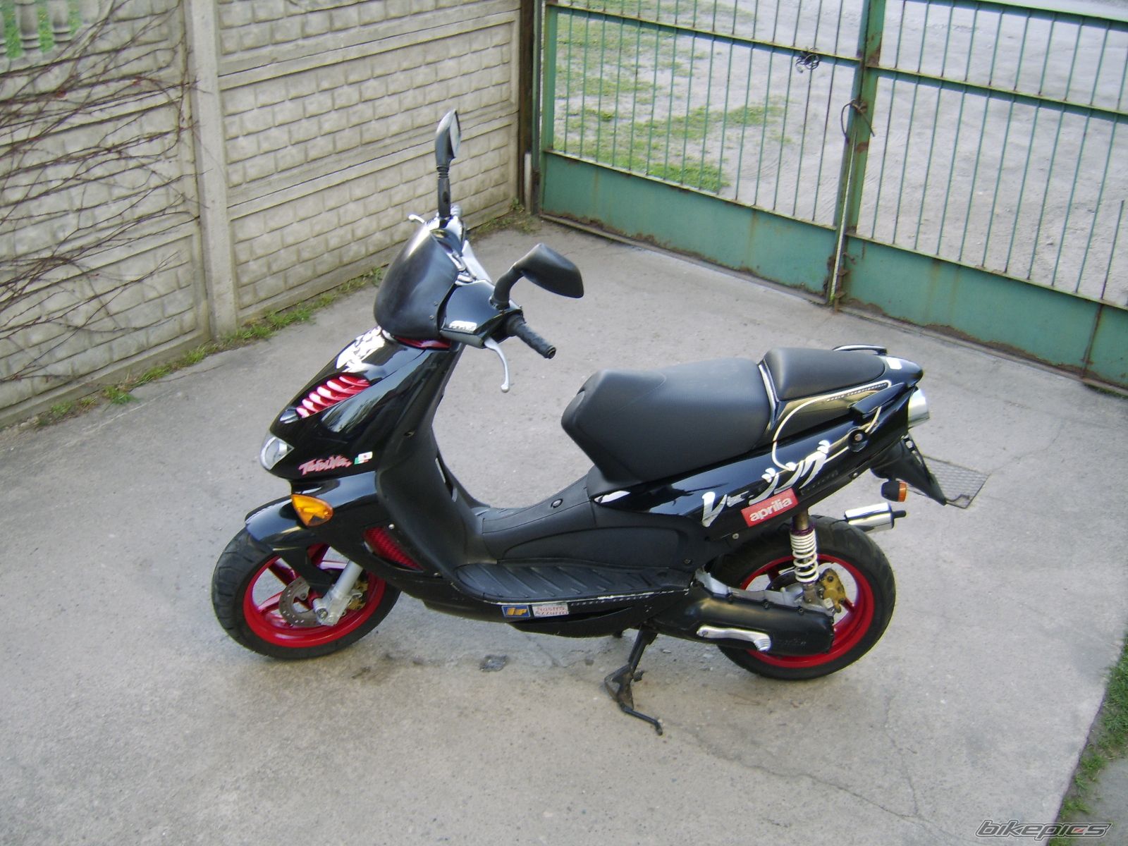 1998 APRILIA SR 50 | Picture 885665 motorcycle photo