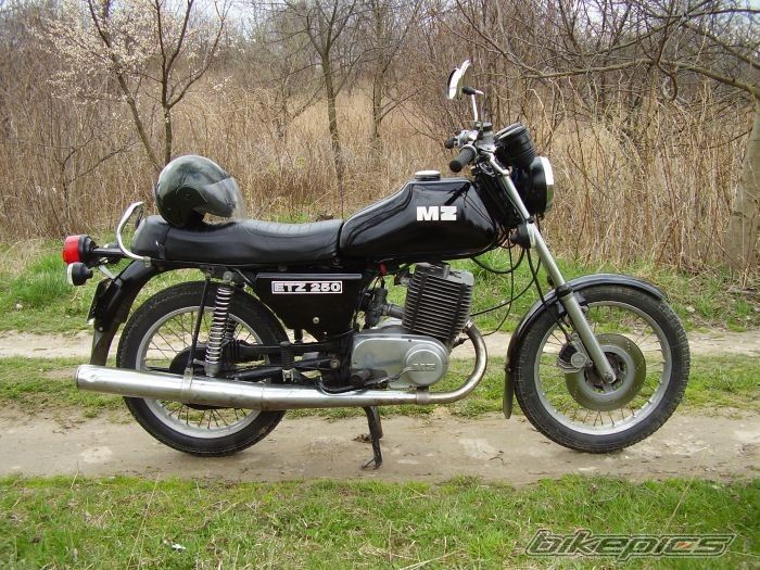 1988 MZ ETZ 250 | Picture 886601 motorcycle photo