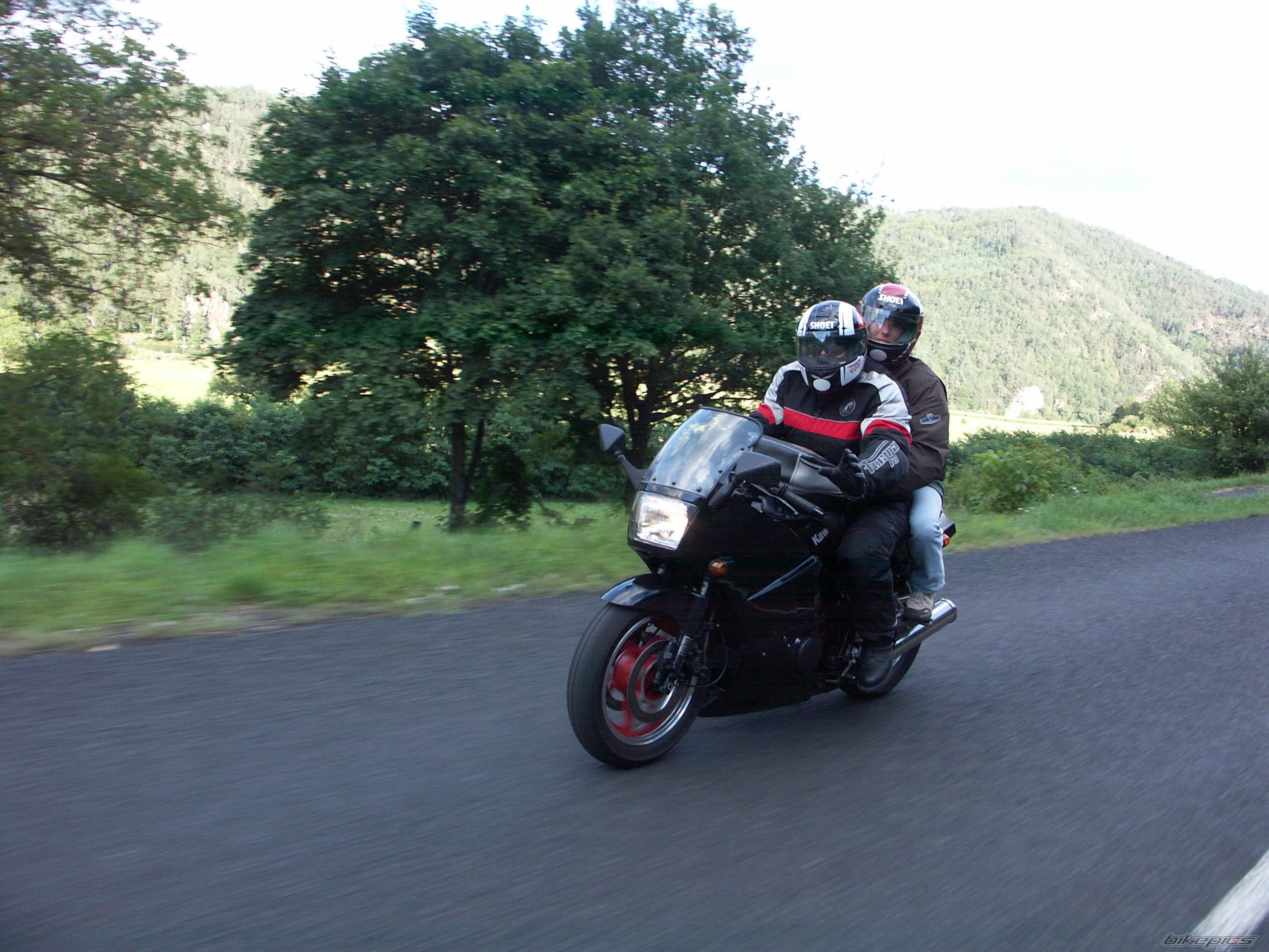 1989 KAWASAKI GPZ 600 | Picture 889593 motorcycle photo