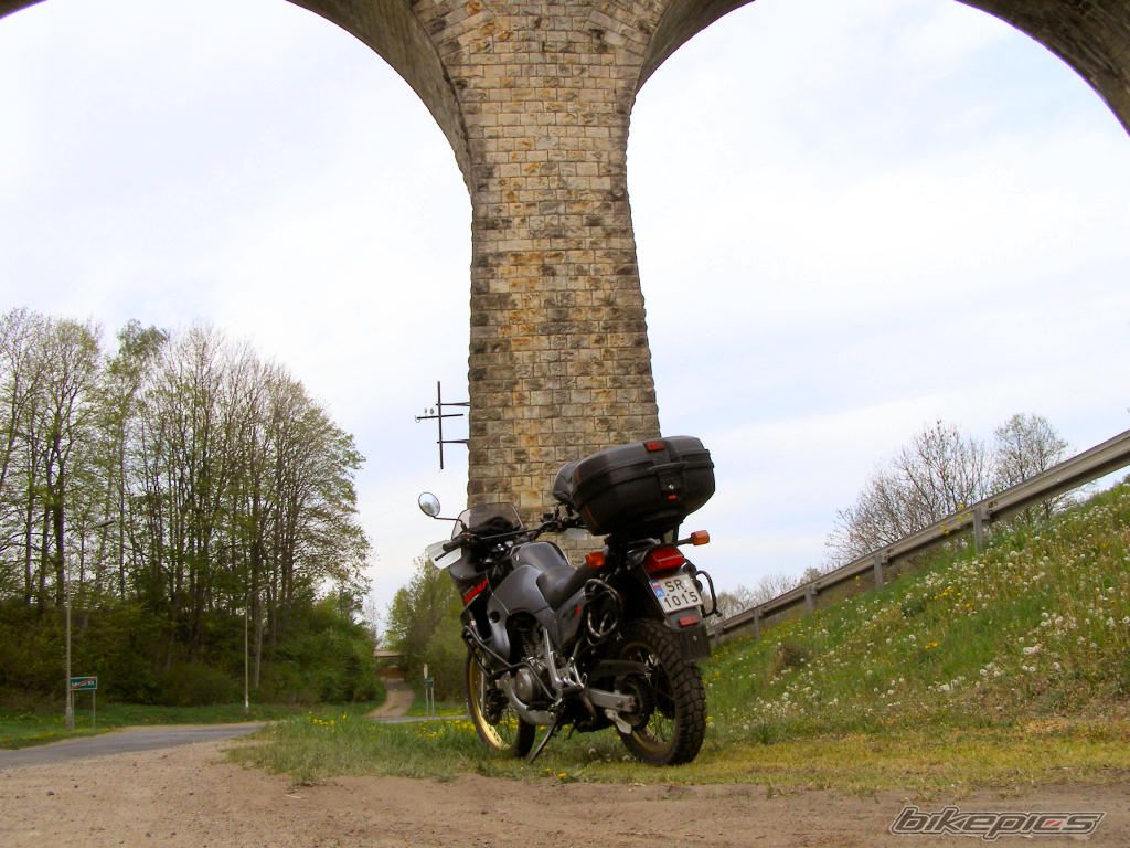 1993 HONDA XL 600V TRANSALP | Picture 890543 motorcycle photo