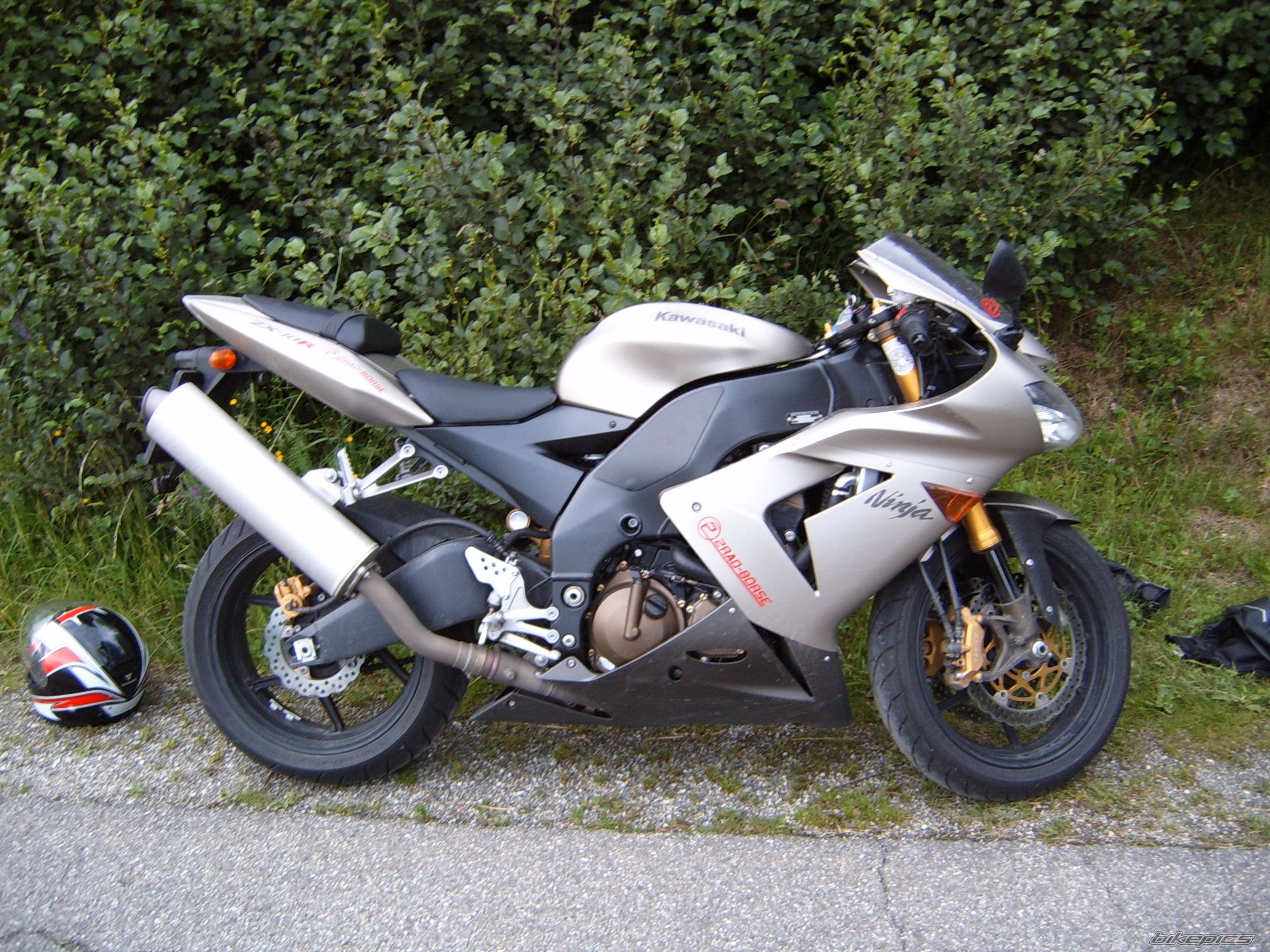 2004 KAWASAKI ZX 10R | Picture 891146 motorcycle photo