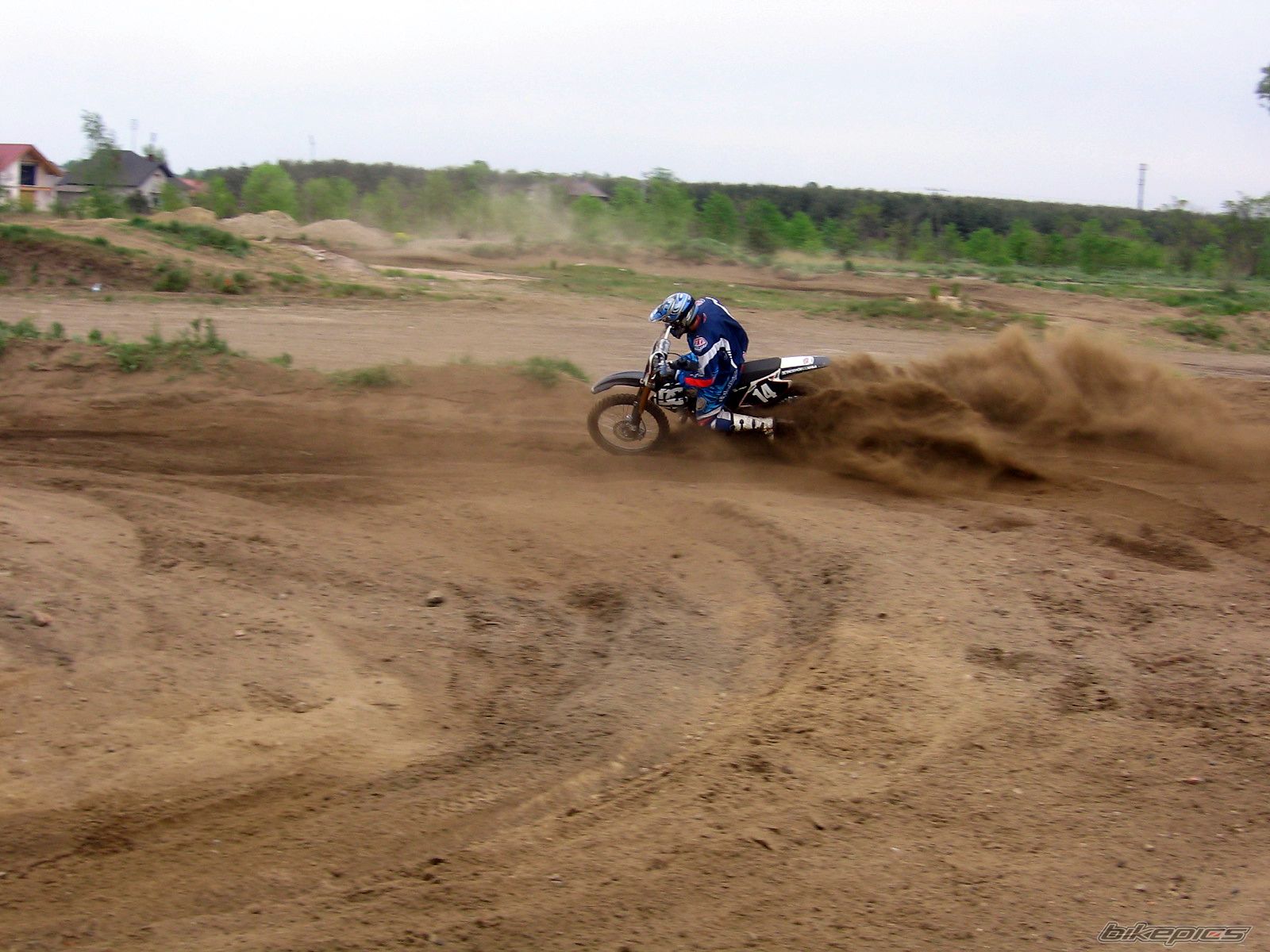 2002 HONDA CR 125 | Picture 891428 motorcycle photo