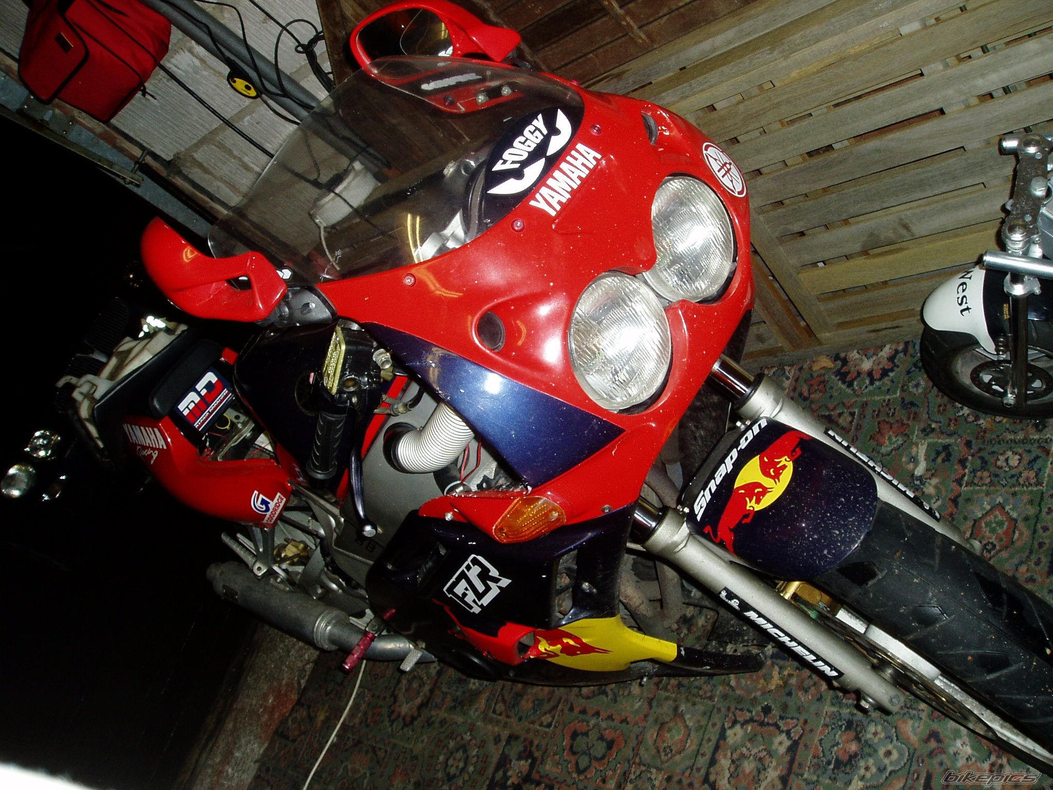 1988 YAMAHA FZR 400 | Picture 893093 motorcycle photo
