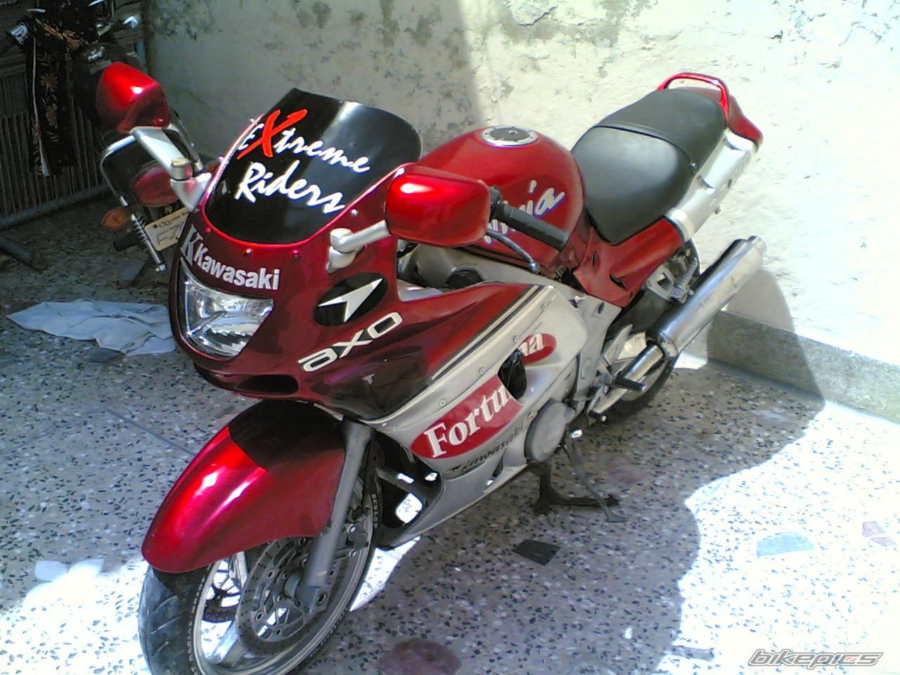 1999 KAWASAKI ZZR 400 | Picture 894186 motorcycle photo