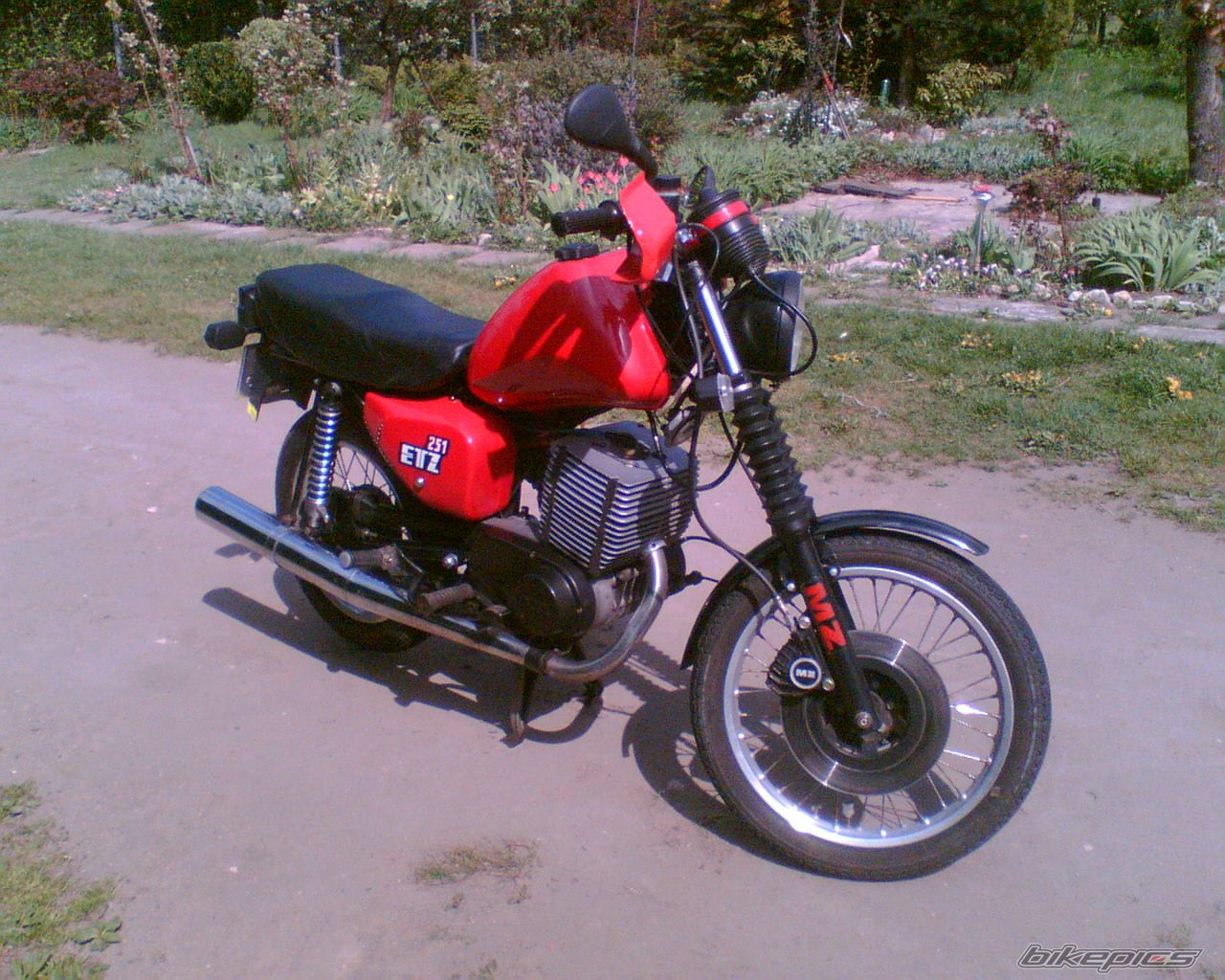 1991 MZ ETZ 251 | Picture 894431 motorcycle photo