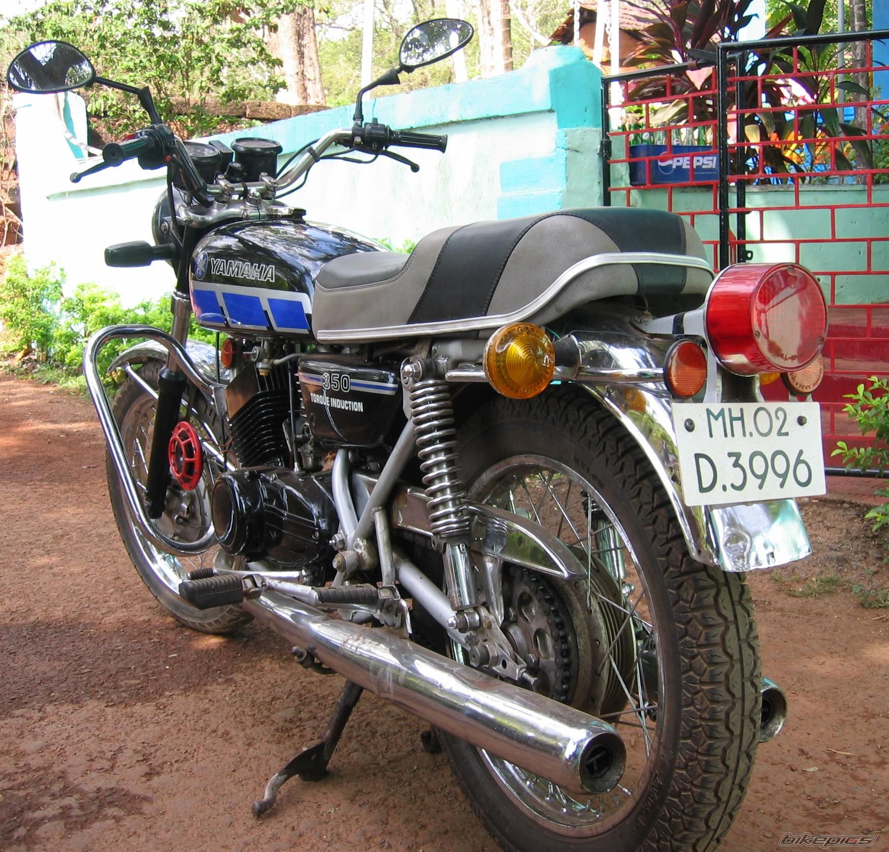 2005 YAMAHA RD 350 | Picture 898699 motorcycle photo
