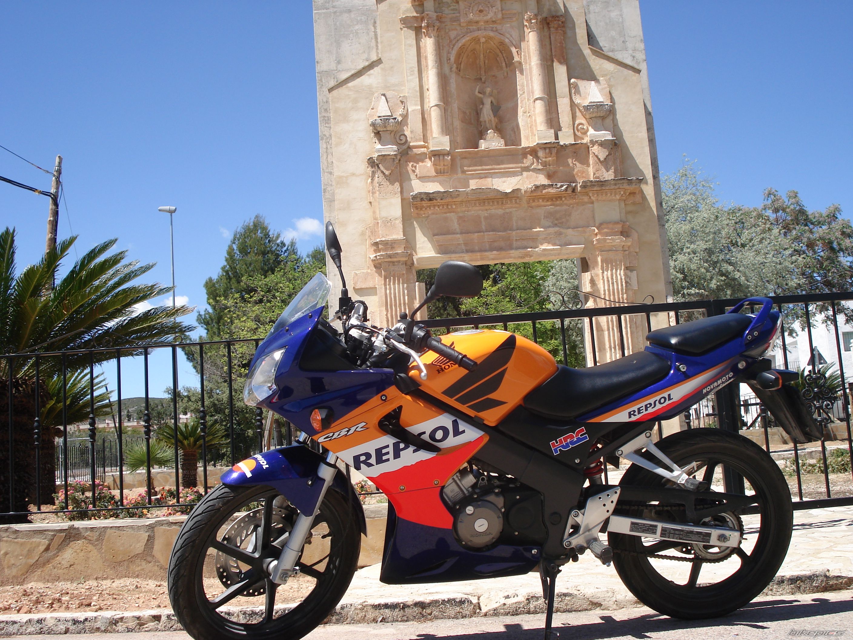 2008 HONDA CBR 125 | Picture 899094 motorcycle photo