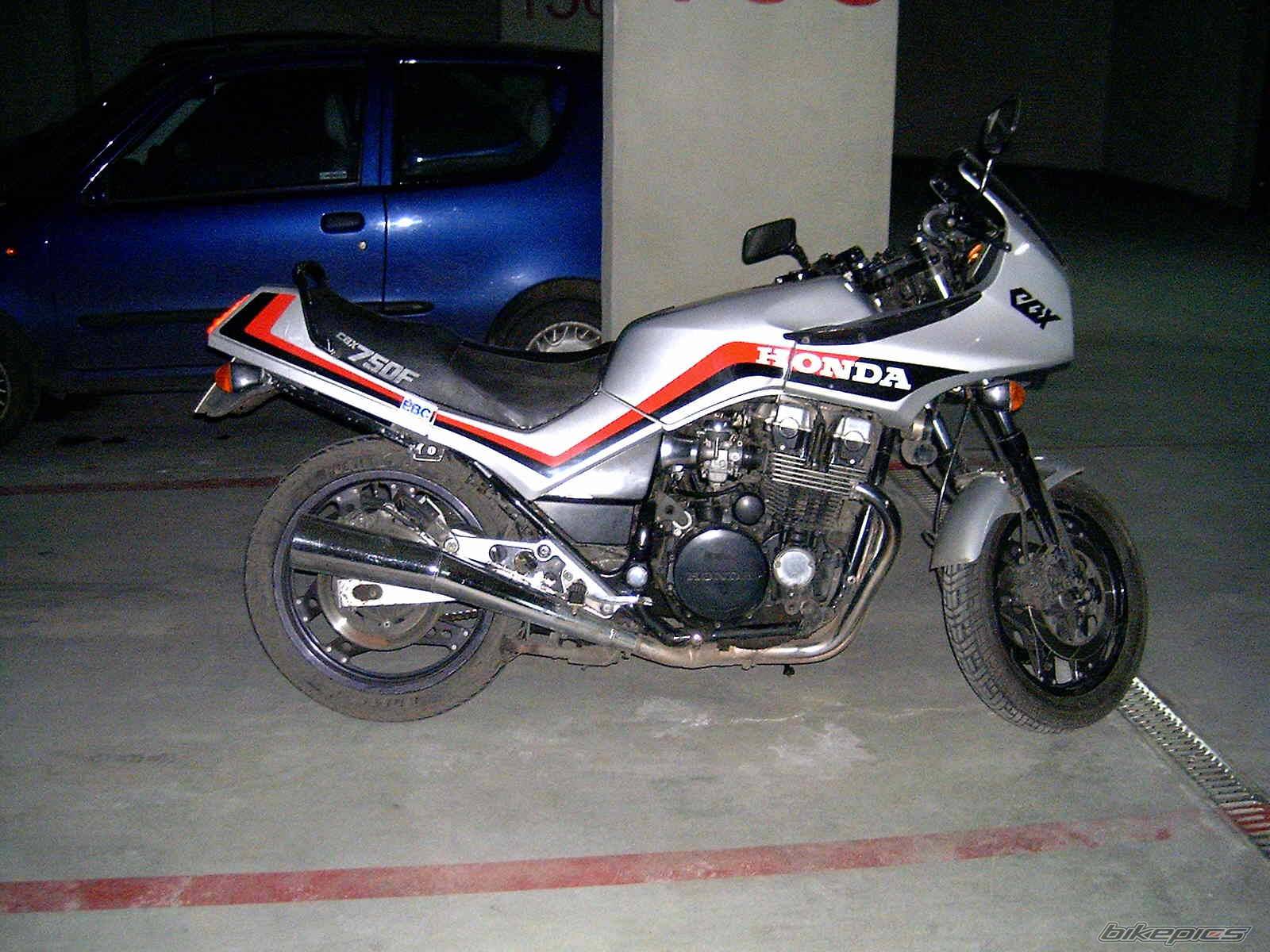 1984 HONDA CBX 750 | Picture 90045 motorcycle photo