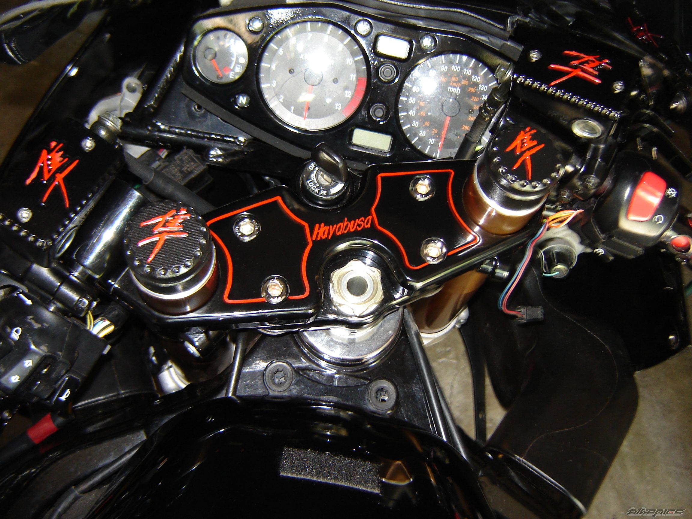 2001 SUZUKI HAYABUSA | Picture 902131 motorcycle photo