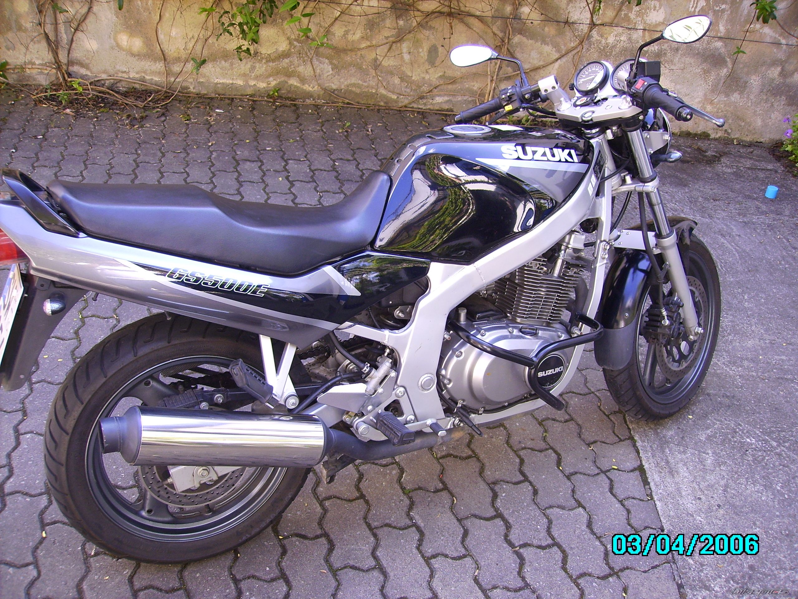 1998 SUZUKI GS 500 | Picture 902142 motorcycle photo