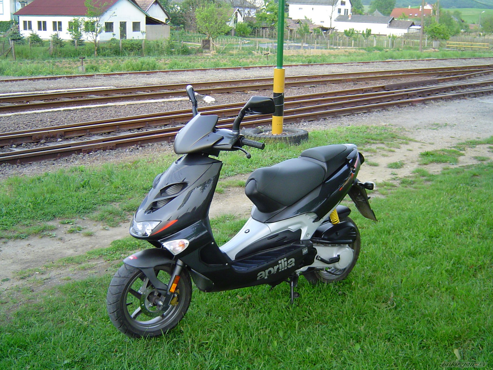 2006 APRILIA SR 50 | Picture 905090 motorcycle photo