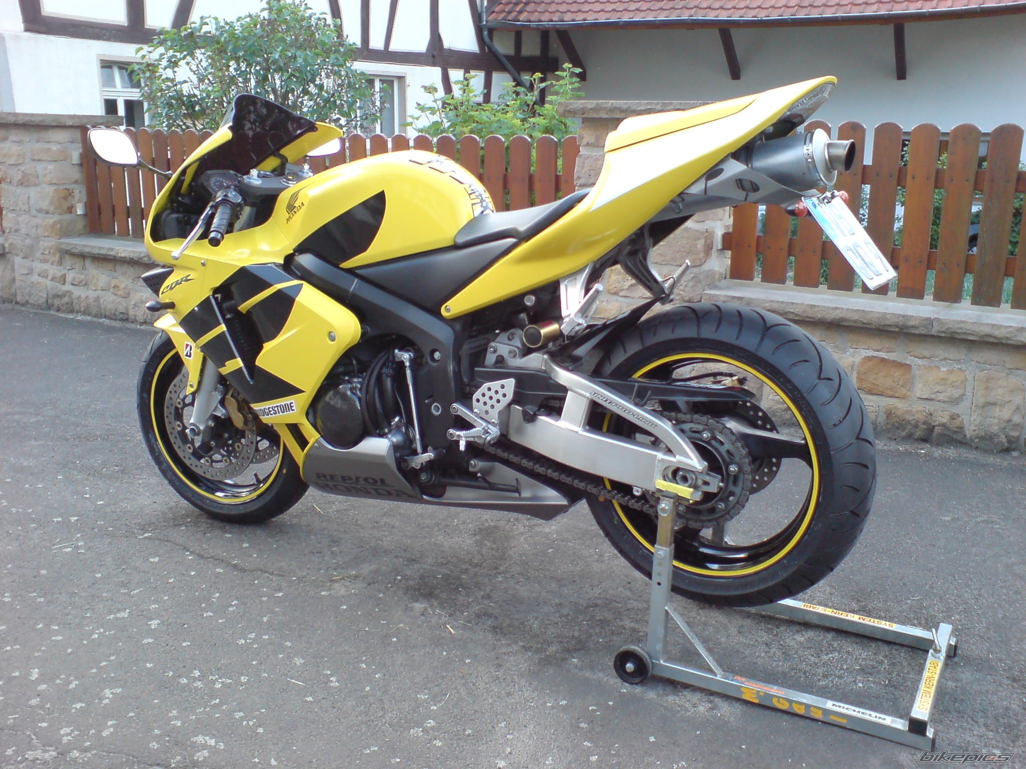 2003 HONDA CBR 600 RR | Picture 905981 motorcycle photo