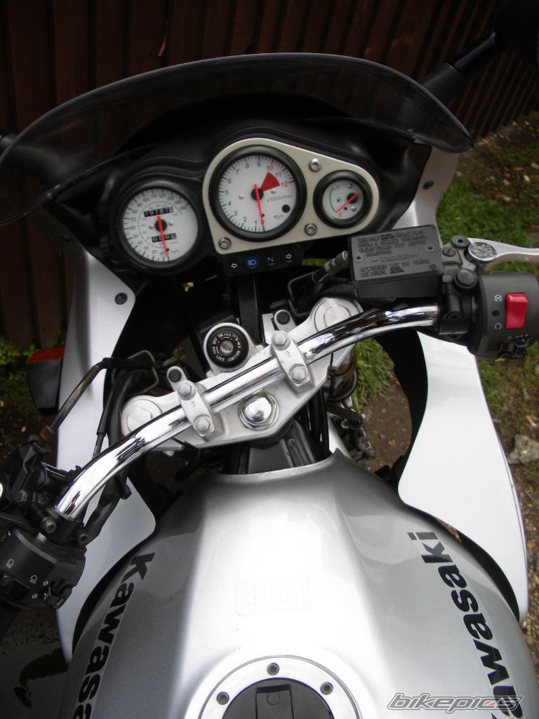 2001 KAWASAKI ZR 7 | Picture 907307 motorcycle photo