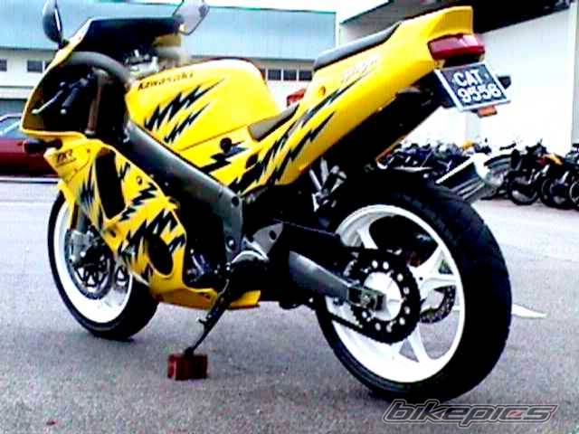 1997 KAWASAKI ZX 2R | Picture 909 motorcycle photo