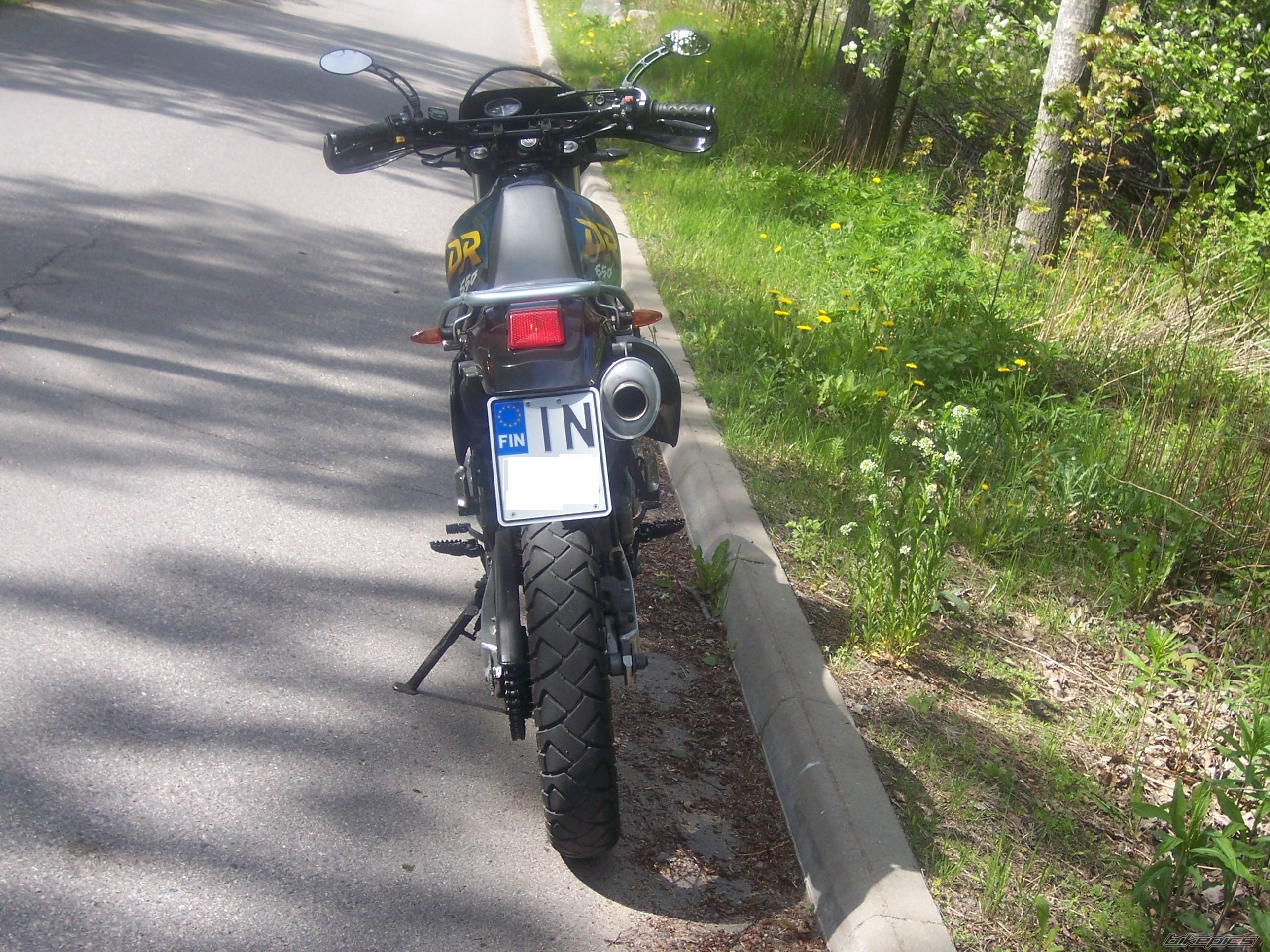 1997 SUZUKI DR 650 | Picture 909079 motorcycle photo