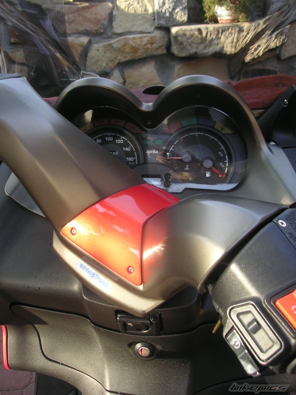 2003 APRILIA ATLANTIC 200 | Picture 910339 motorcycle photo