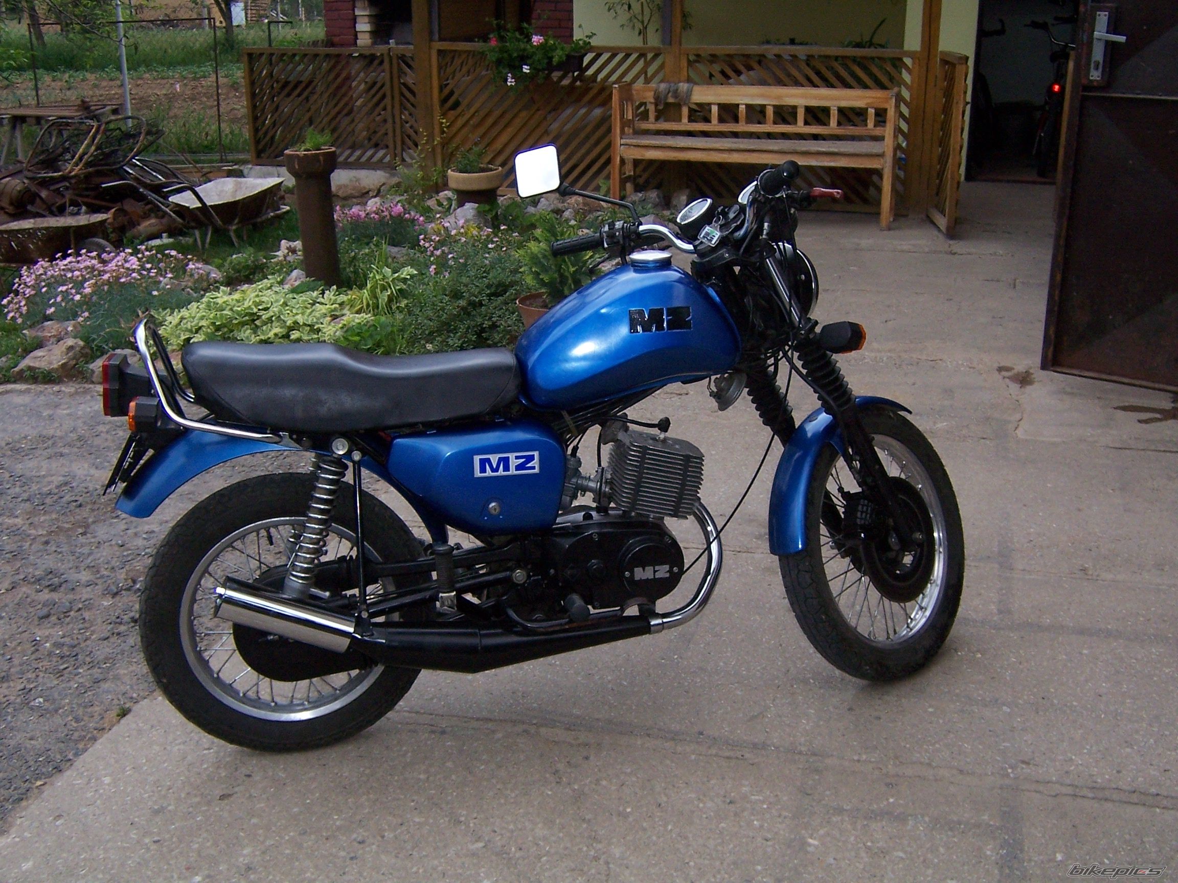 1989 MZ ETZ 150 | Picture 912246 motorcycle photo
