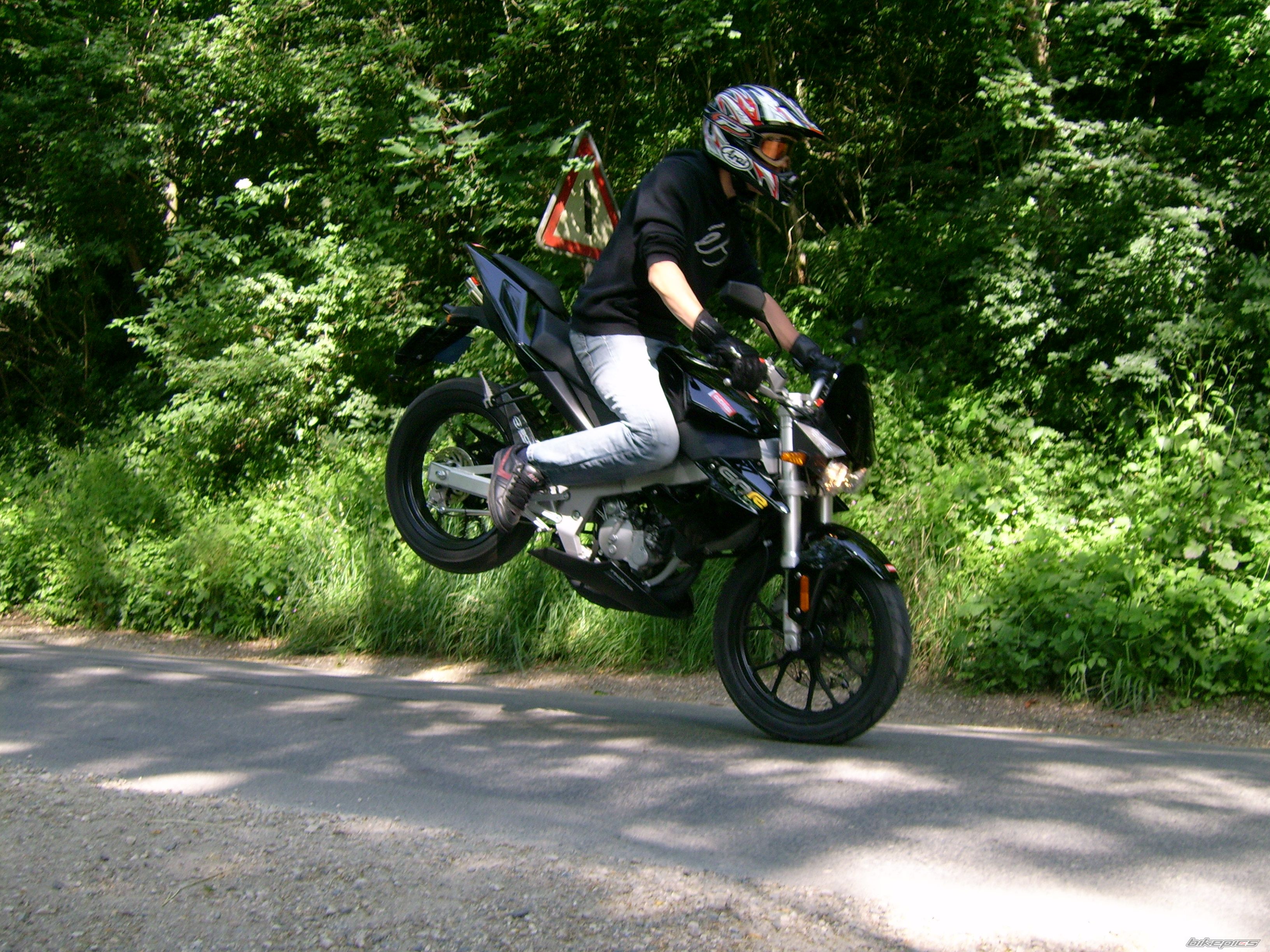2006 DERBI GPR NUDE | Picture 912467 motorcycle photo