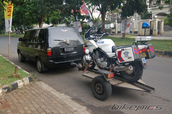 1995 YAMAHA XJ 900 | Picture 913798 motorcycle photo