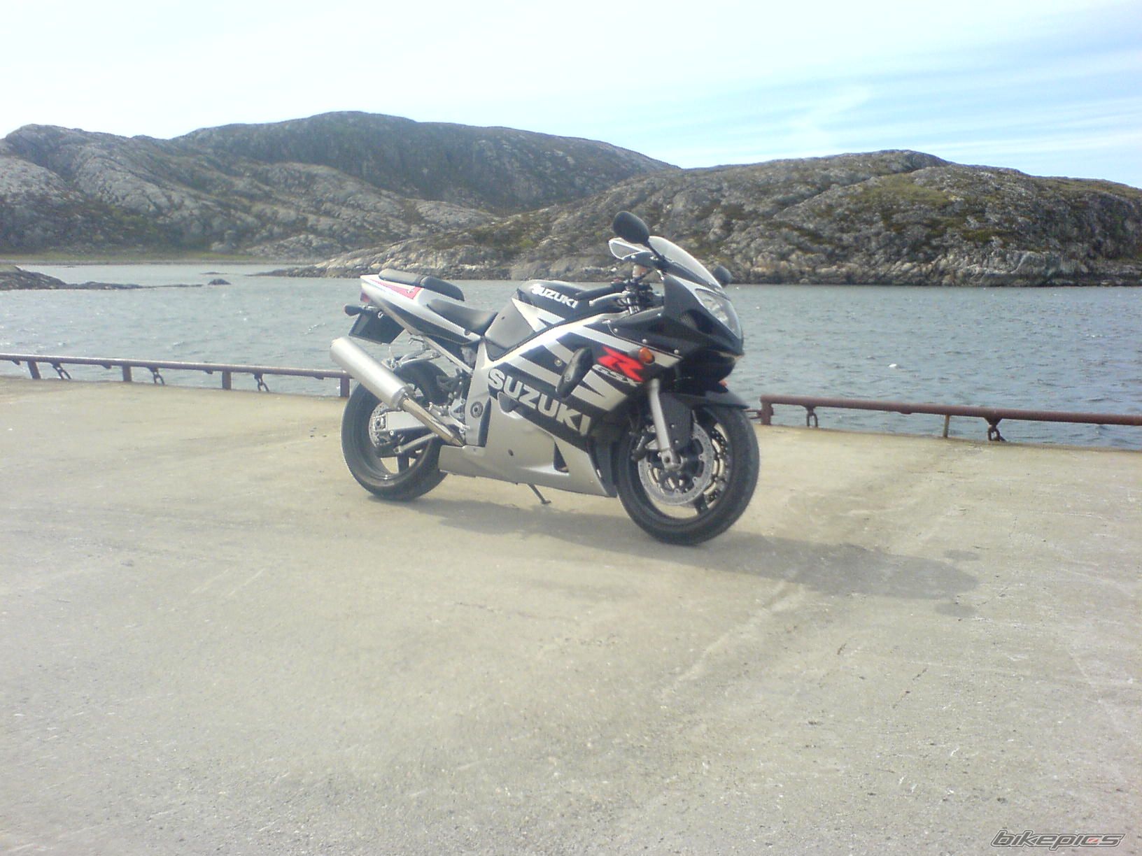 2003 SUZUKI GSX R 600 | Picture 913843 motorcycle photo