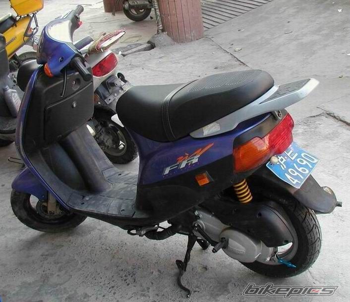 2006 PIAGGIO ZIP | Picture 915874 motorcycle photo