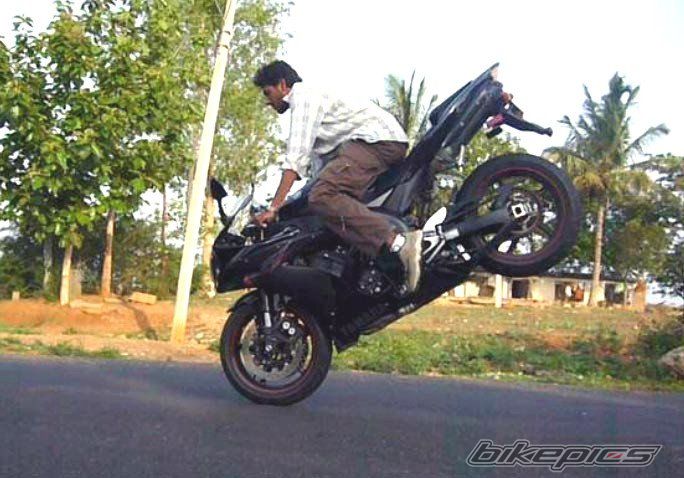 2005 YAMAHA YZF R1 | Picture 916318 motorcycle photo