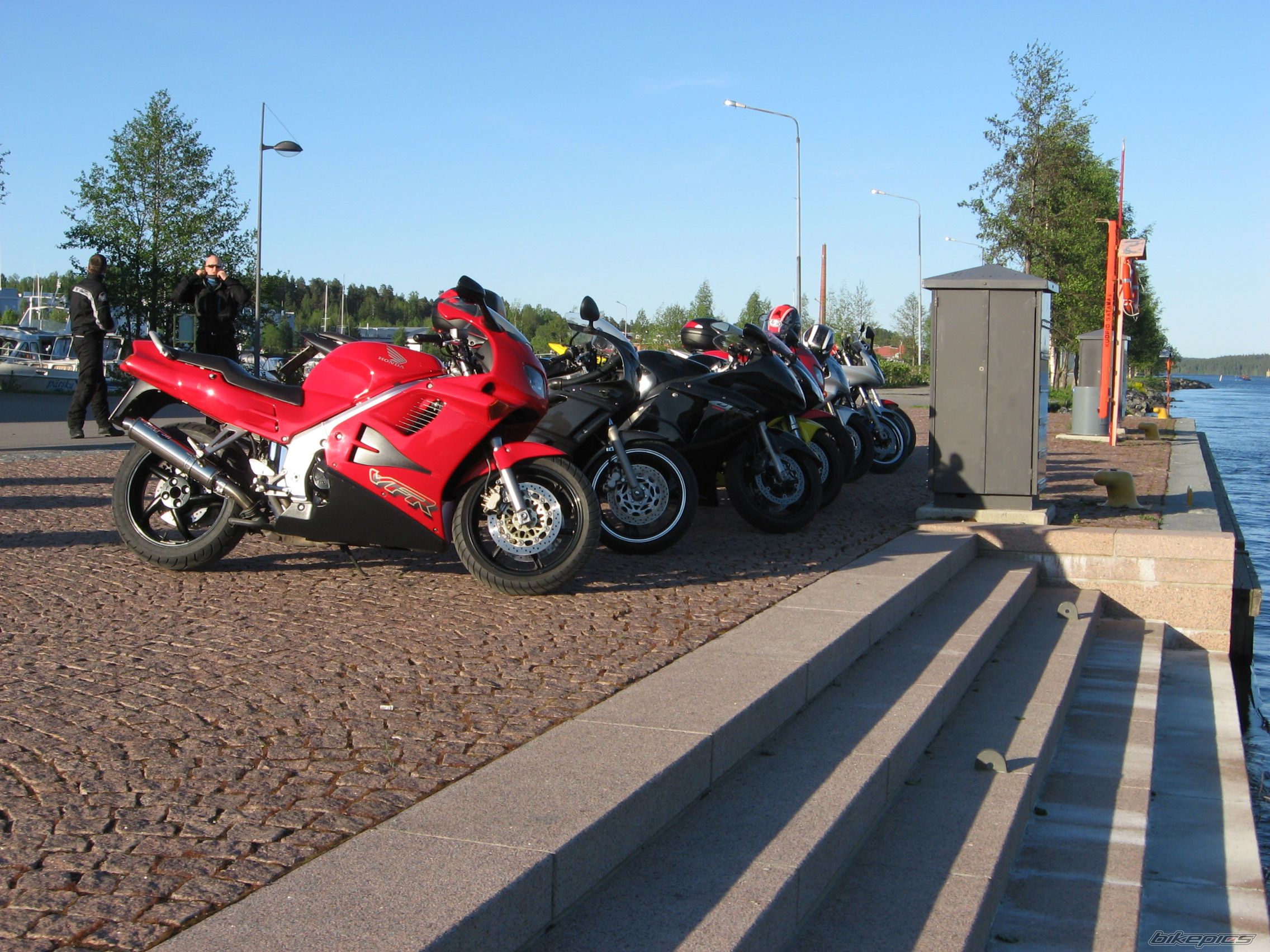    | Picture 916666 motorcycle photo