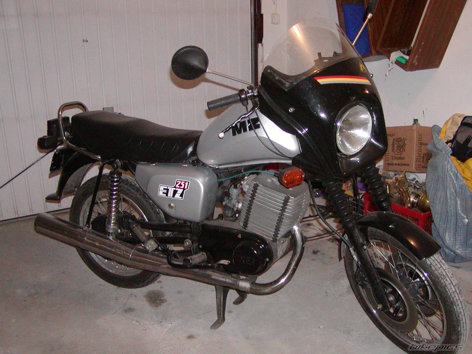1989 MZ ETZ 251 | Picture 91749 motorcycle photo
