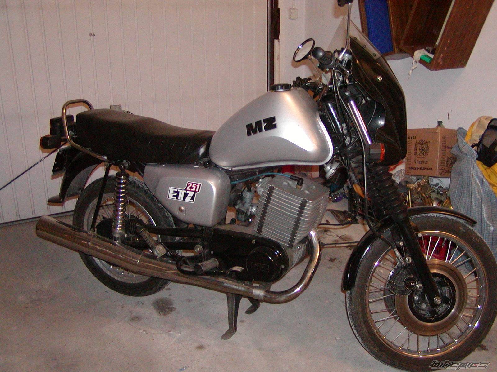 1989 MZ ETZ 251 | Picture 91750 motorcycle photo