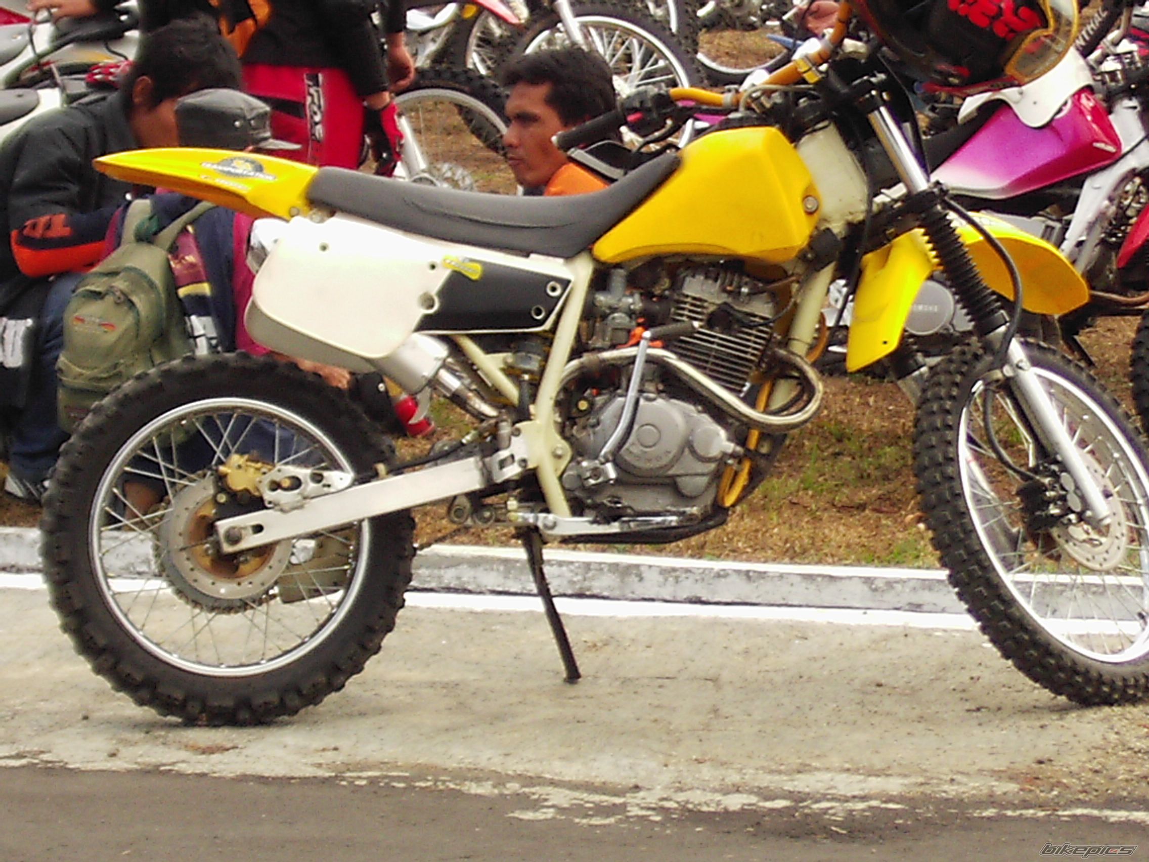 1998 HONDA GL 160 | Picture 922066 motorcycle photo